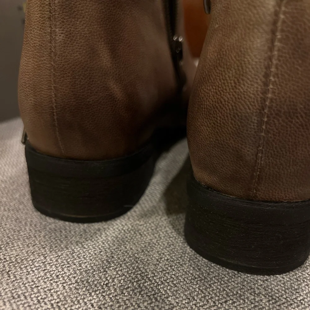 Antelope Taupe Leather Hi Front Tied Ankle Boots - Picture 6 of 13
